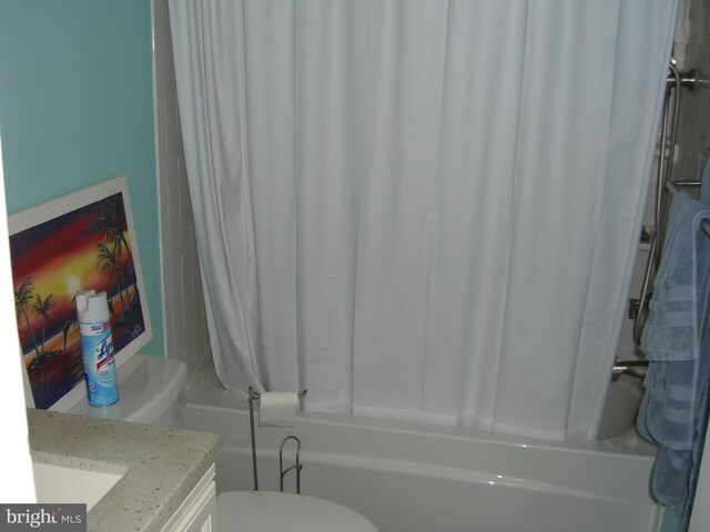 30087 Cross Woods Dr, Mechanicsville, MD 20659 - full bath featuring toilet, vanity, and shower / bath combination with curtain