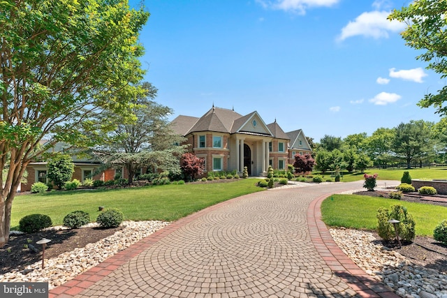 view of front of house with a front yard