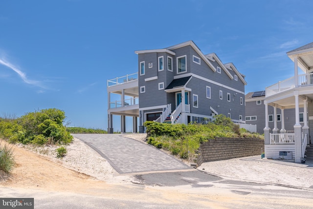 view of front of house featuring a garage