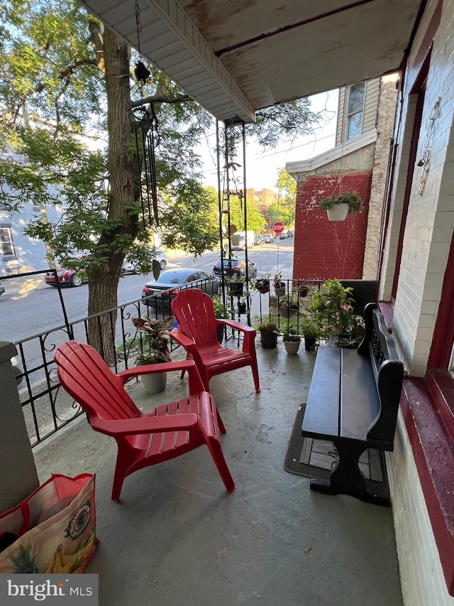 view of patio / terrace with a porch