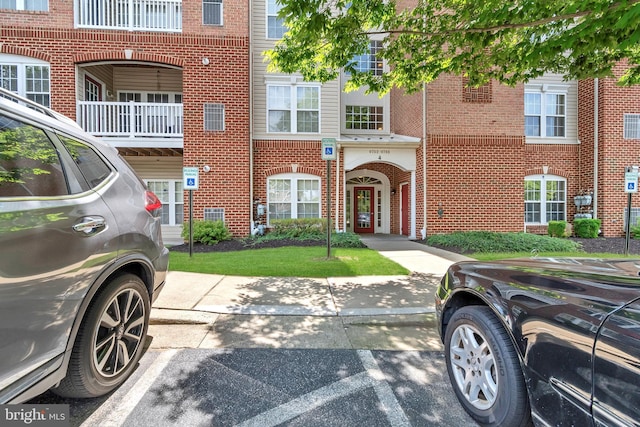 view of townhome / multi-family property