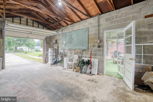 garage with ceiling fan