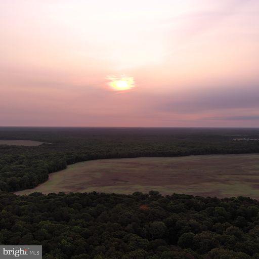 view of aerial view at dusk