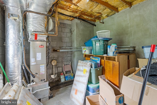 basement with sink and a drop ceiling