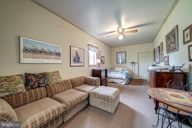 bedroom with carpet flooring and ceiling fan