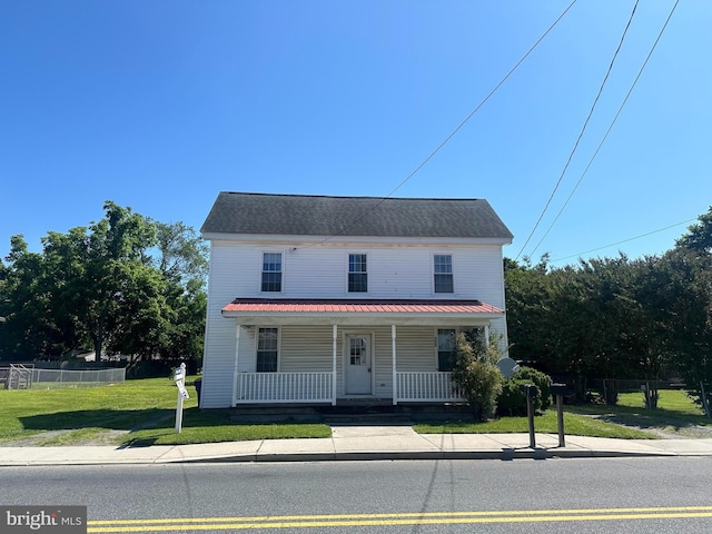 view of front of home with a front yard