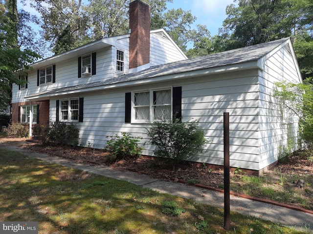 view of home's exterior