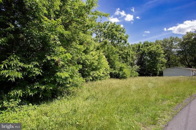 Listing photo 3 for Cardinal St, Strasburg VA 22657