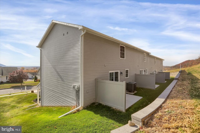 84 Limerick Ln, Selinsgrove, PA 17870 - view of side of property featuring a lawn and cooling unit