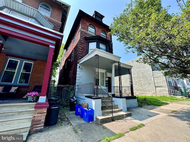 view of front of property with a porch