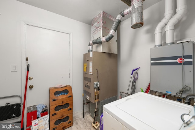 laundry area featuring washer / clothes dryer