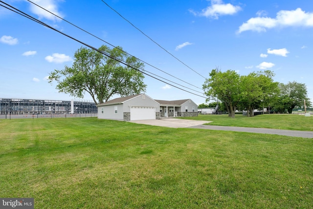 view of yard featuring a garage