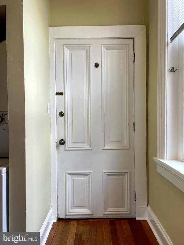 entryway featuring dark hardwood / wood-style flooring