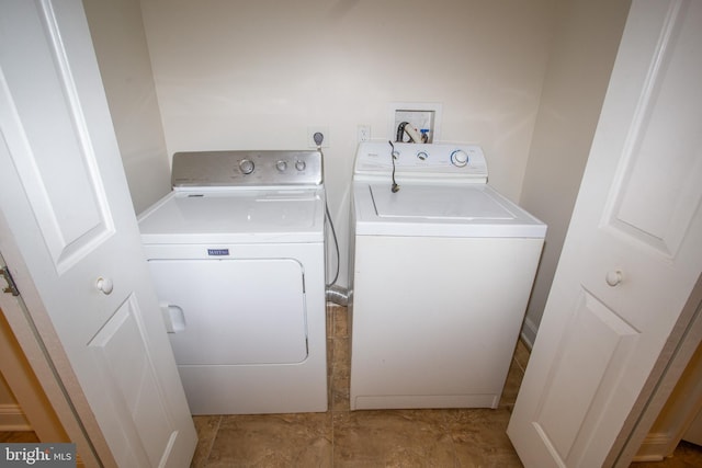 laundry room featuring washer and dryer