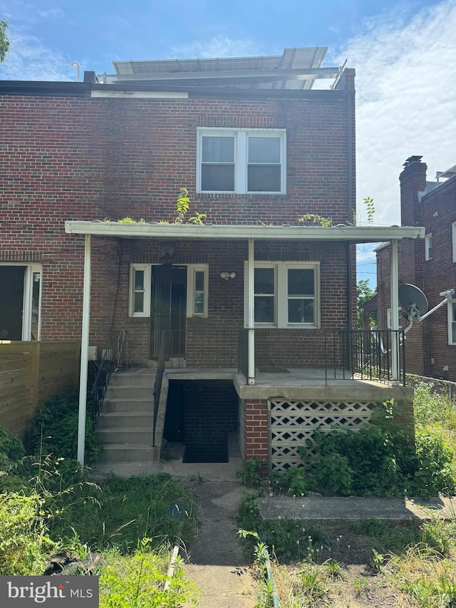 view of front of house featuring covered porch