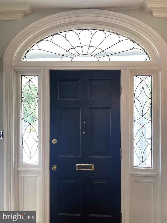 view of foyer entrance