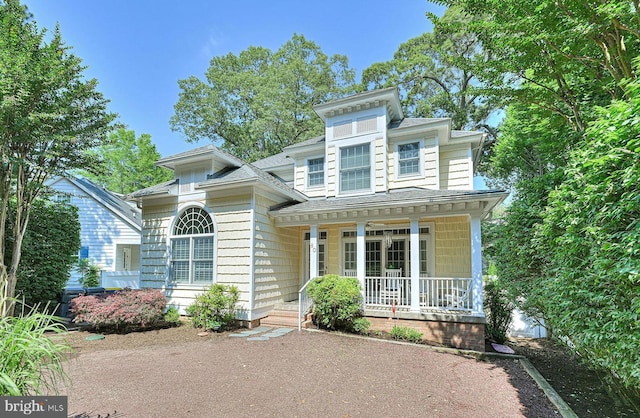 view of front of house with covered porch