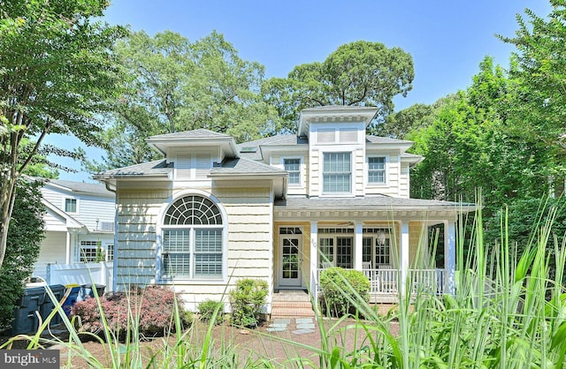 view of front of house with a porch