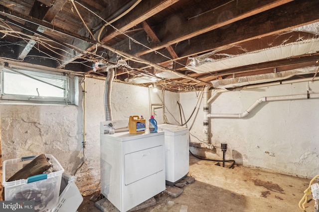 basement featuring washing machine and dryer