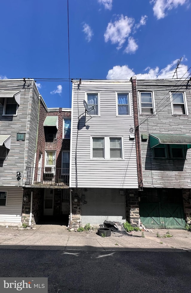 view of townhome / multi-family property