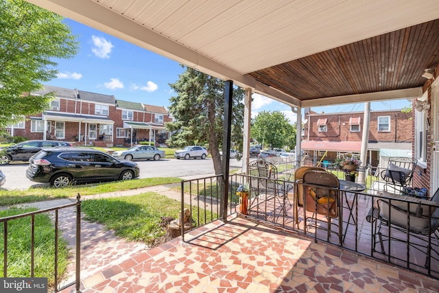 view of patio / terrace with covered porch