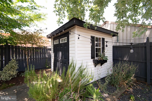 view of outbuilding