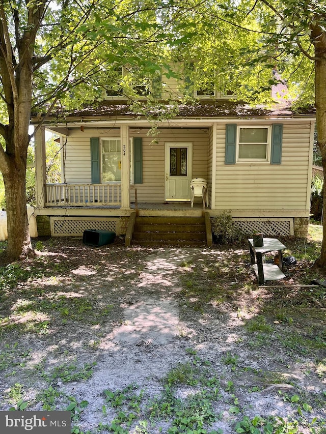 view of front of home featuring covered porch