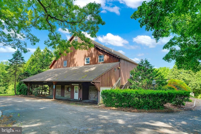 view of front of house