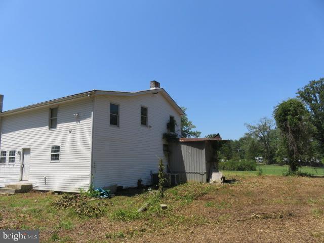 view of side of home