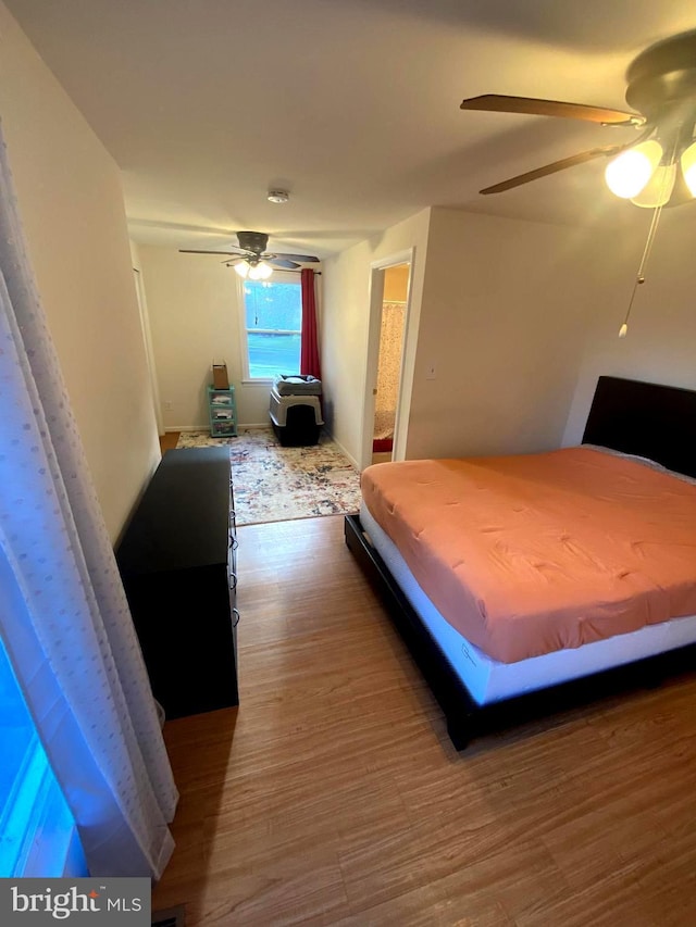 7200 Havre Turn Turn, Upper Marlboro, MD 20772 - bedroom with wood finished floors and a ceiling fan