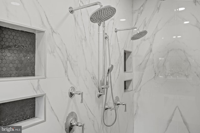 details featuring a tile shower