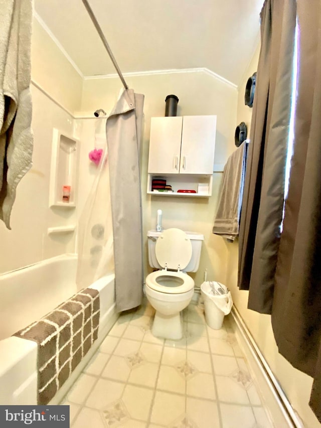 bathroom with shower / bath combination with curtain, toilet, tile floors, and crown molding