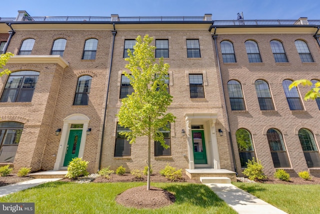 view of townhome / multi-family property