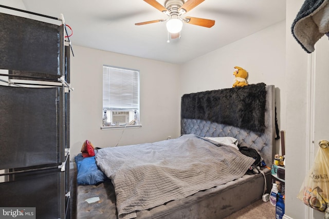 bedroom featuring ceiling fan