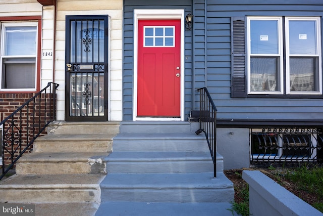 view of property entrance