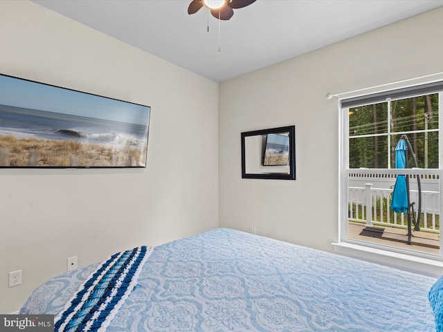 bedroom featuring ceiling fan