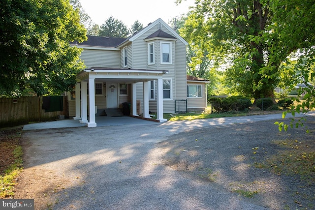 view of front of property