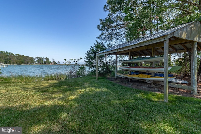 view of yard with a water view