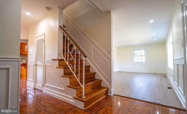 stairway with ornamental molding