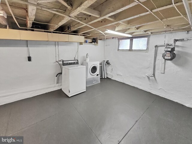 unfurnished room featuring hardwood / wood-style floors and ornamental molding