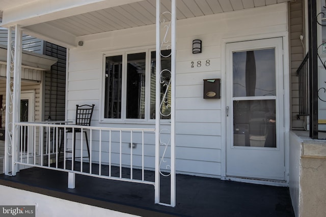 property entrance with a porch