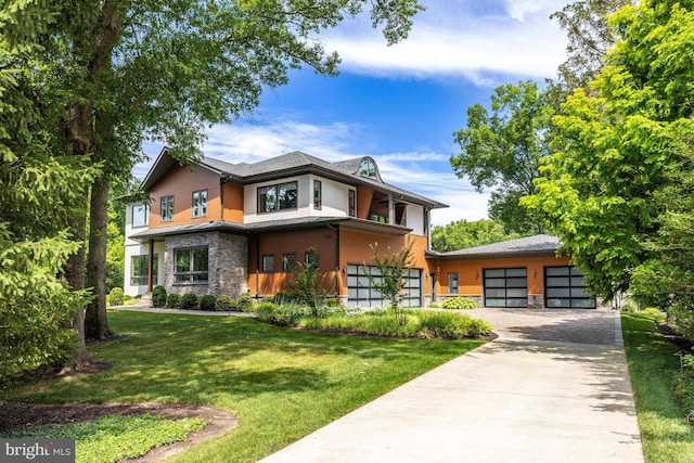 view of front of home with a front yard