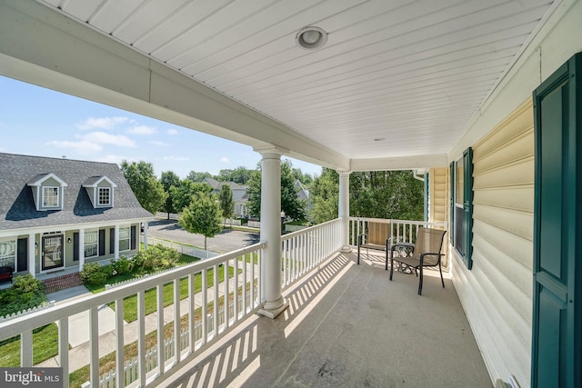 view of patio / terrace with covered porch