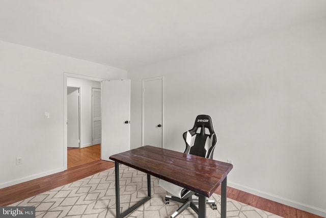 office area featuring light hardwood / wood-style flooring