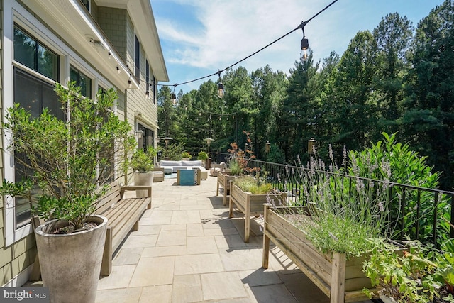 view of patio / terrace featuring outdoor lounge area