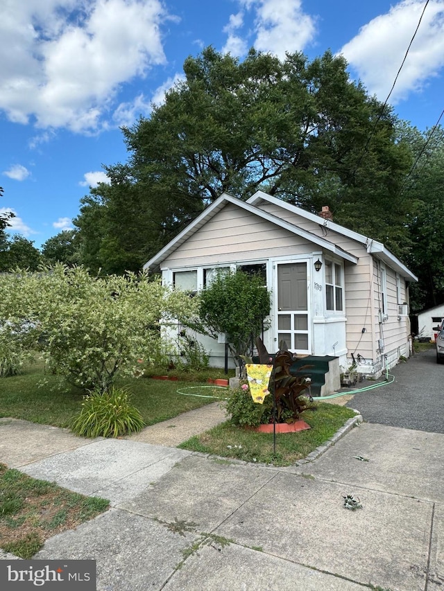 view of front of house