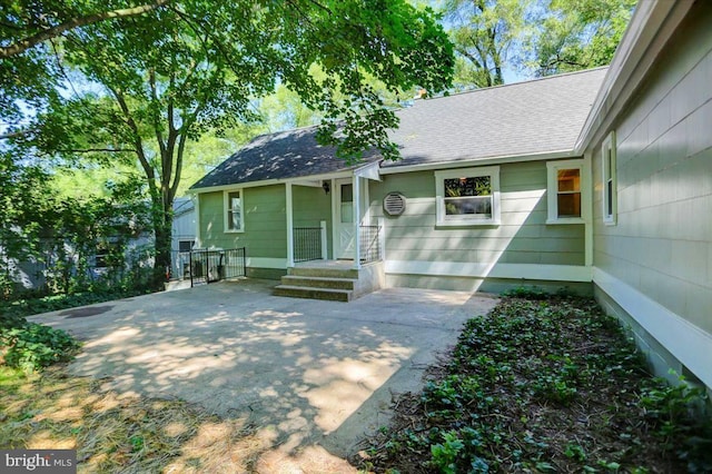 view of front of home featuring a patio