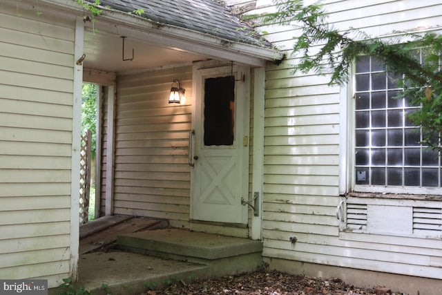 view of doorway to property