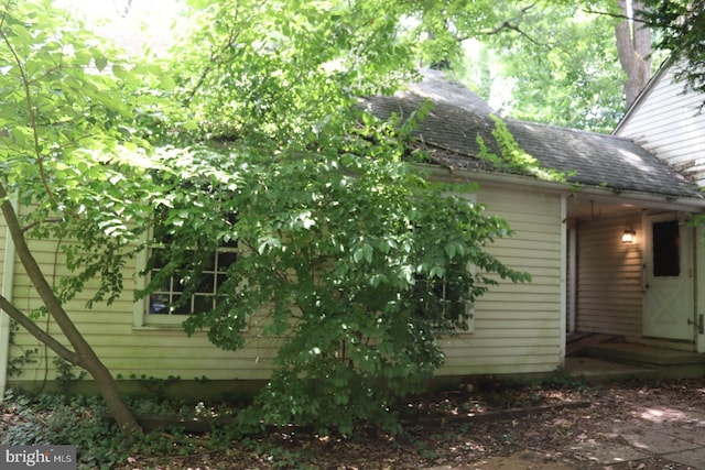 view of home's exterior