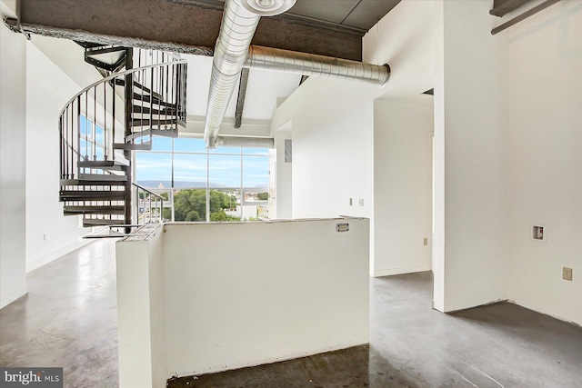 kitchen featuring concrete flooring